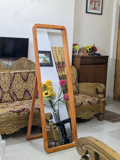 PREMIUM WOOD STAND MIRROR( Sqare Shape)_img_4