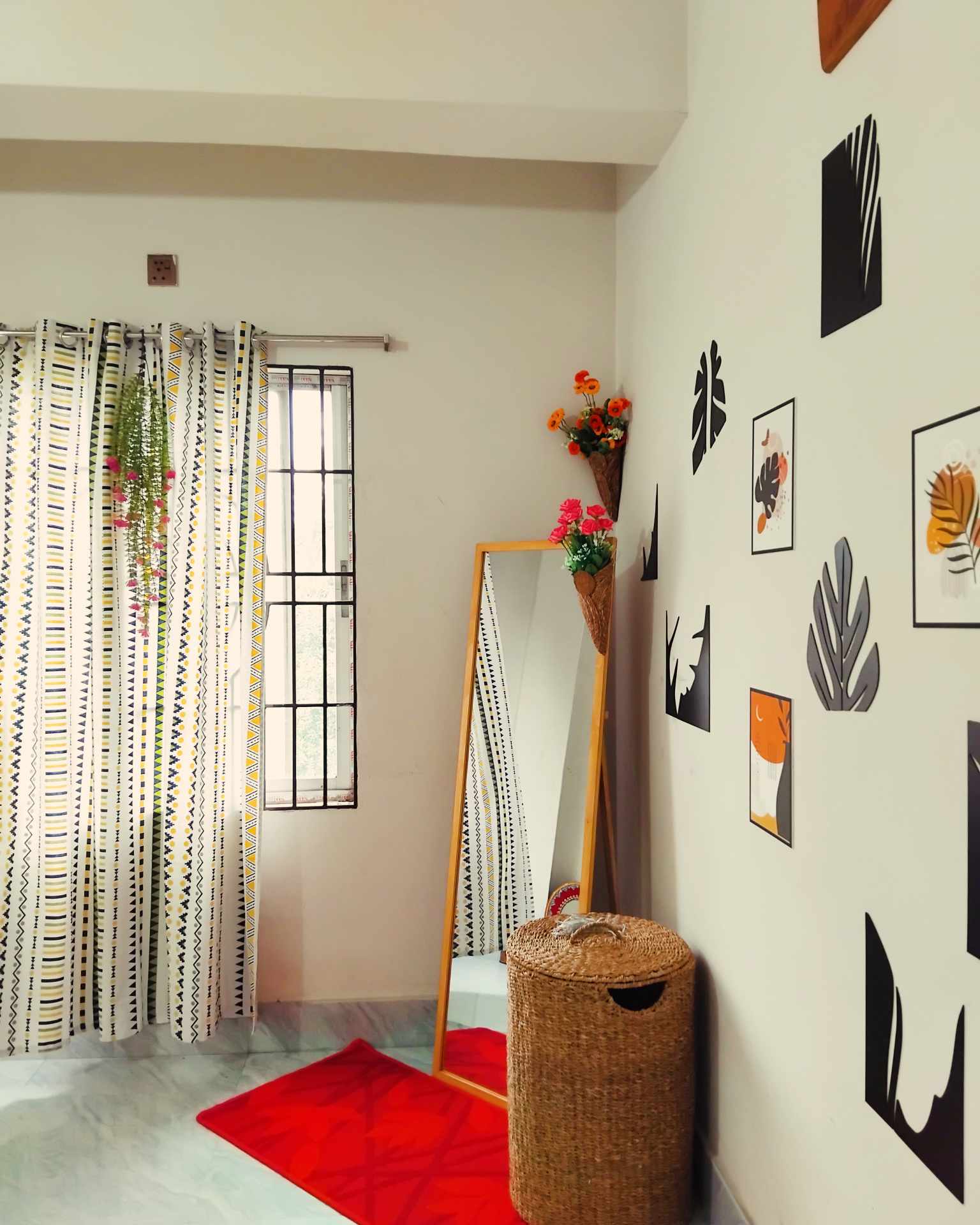 কেরোসিন wood frame stand mirror