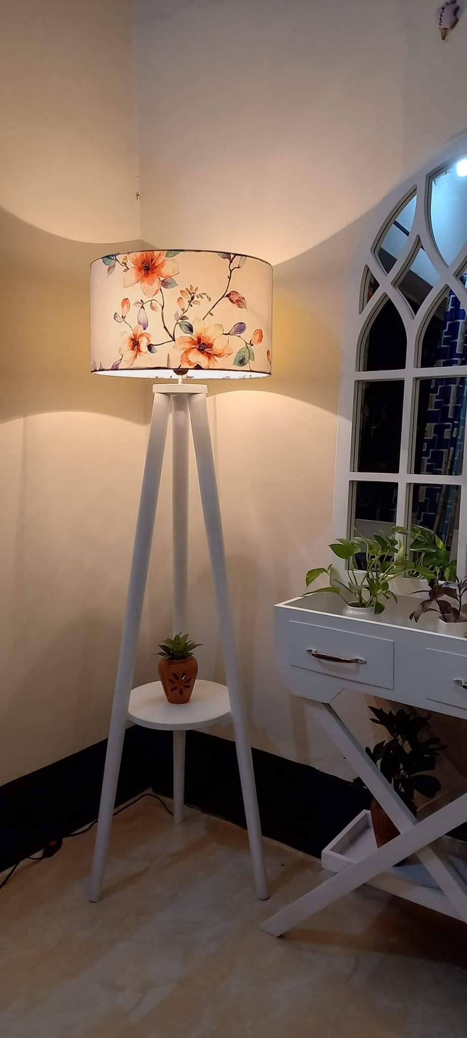3 STAND FLOOR LAMP