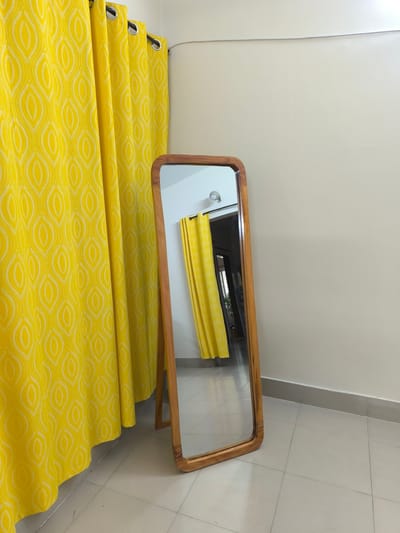 PREMIUM WOOD STAND MIRROR( Sqare Shape)_img_6